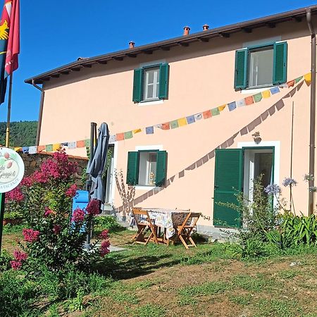 Вилла Casa Dei Giuggioli Вернацца Экстерьер фото
